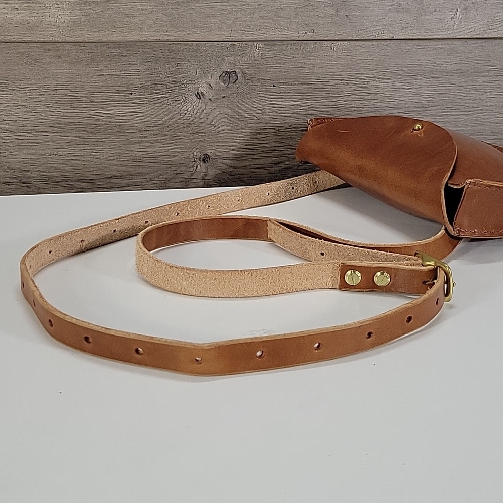 Tree Fairfax Brown Leather Half-Moon Belted Waist Bag - Picture 5 of 11